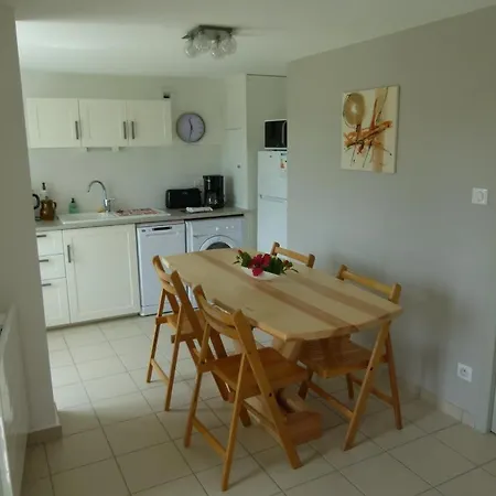 Holiday home Aux 3 Provinces Usson-en-Forez