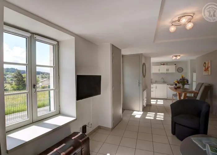 Aux 3 Provinces Holiday home *